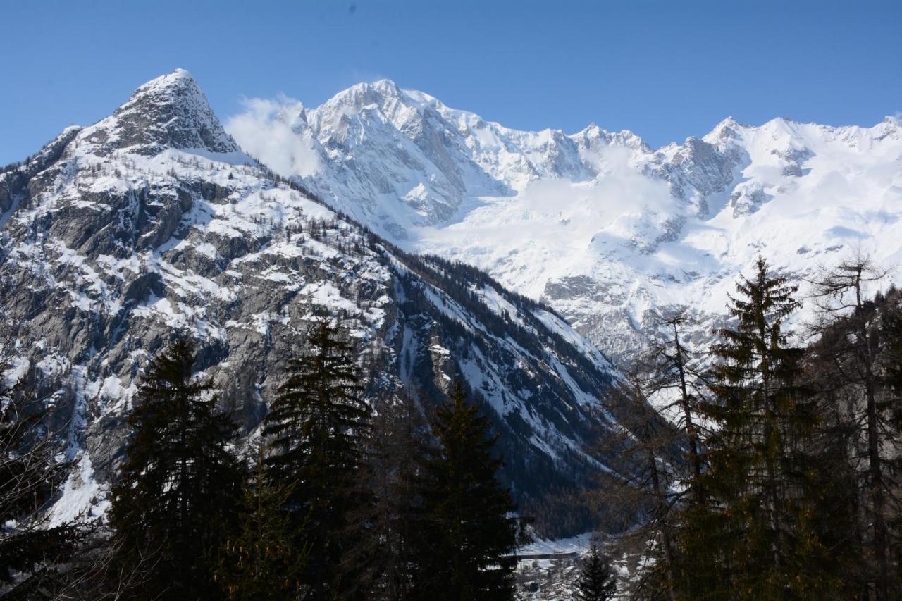 Le Massif Hotel & Lodge Courmayeur The Leading Hotels Of The World Экстерьер фото